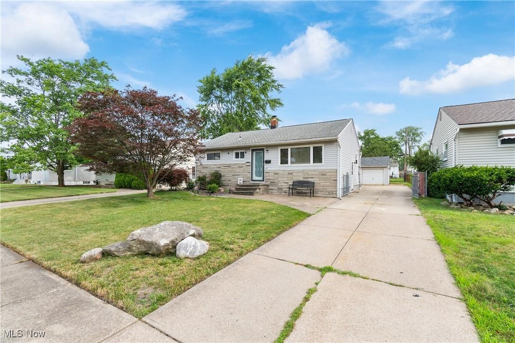 15924 Richard Dr, Brook Park, OH 44142 - photo 1