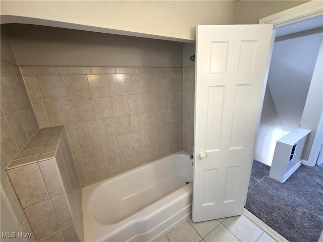 26313 Oriole Ave, Euclid, OH 44132 - bathroom featuring tile patterned floors and washtub / shower combination