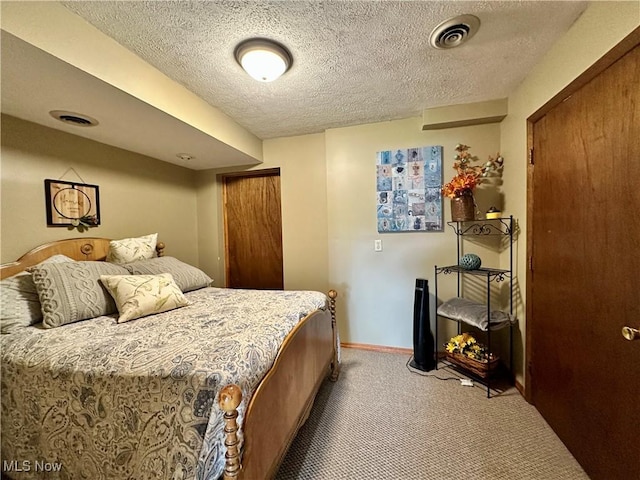 4145 Old River Rd, Philo, OH 43771 - bedroom featuring carpet and a textured ceiling