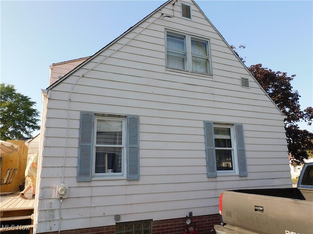 3233 Wilson Ave, Ashtabula, OH 44004 - view of side of home