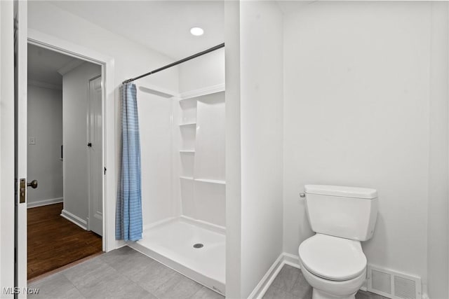 1361 Plainfield Rd, South Euclid, OH 44121 - bathroom featuring a shower stall and baseboards