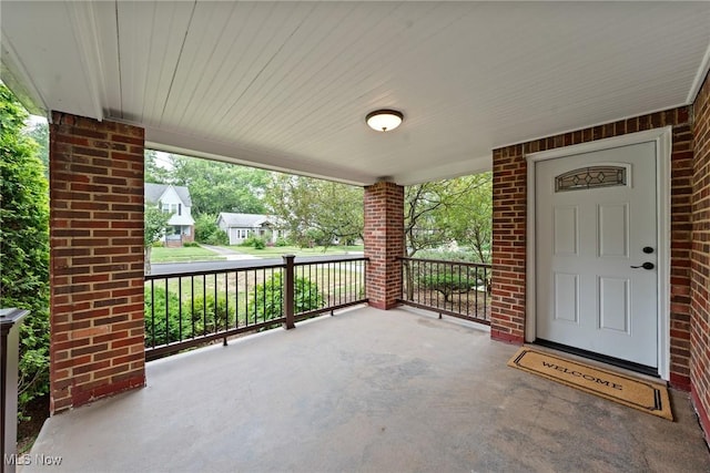 1361 Plainfield Rd, South Euclid, OH 44121 - view of covered porch