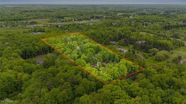 8985 Williams Rd, Chardon, OH 44024 - aerial view of property and surrounding area with property parcel outlined