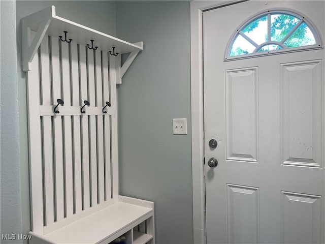 35958 Hiawatha Blvd, Eastlake, OH 44095 - view of mudroom