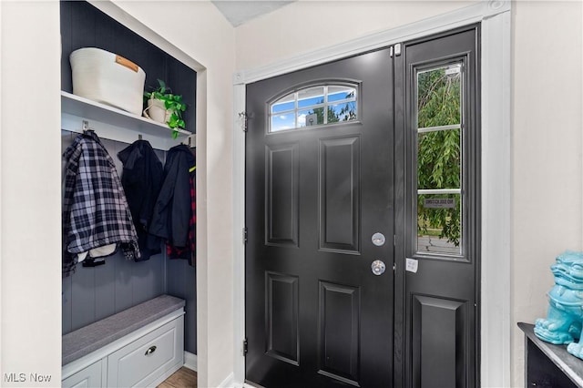 7604 Spring Garden Rd, Parma, OH 44129 - view of mudroom