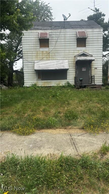 1617 Catalpa Rd, Cleveland, OH 44112 - photo 2