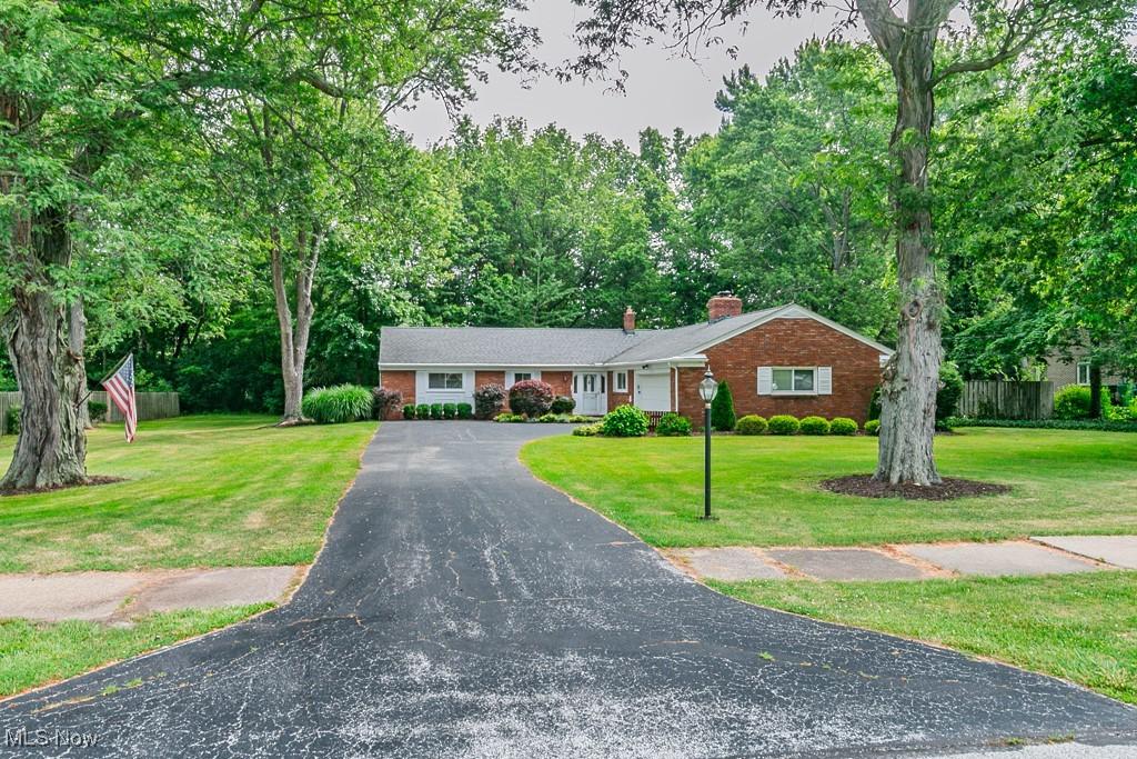 125 Stratford Rd, Painesville, OH 44077 - photo 1