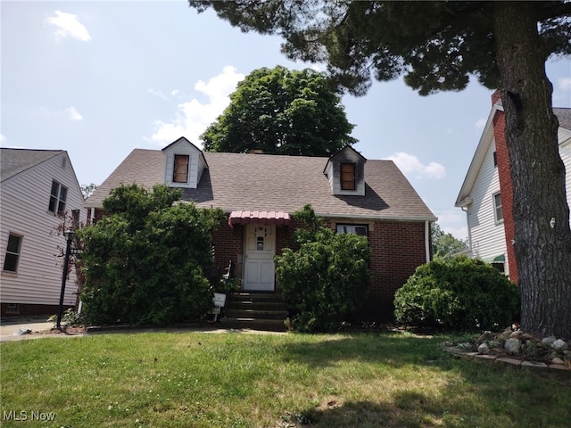 7921 Southington Dr, Parma, OH 44129 - photo 1
