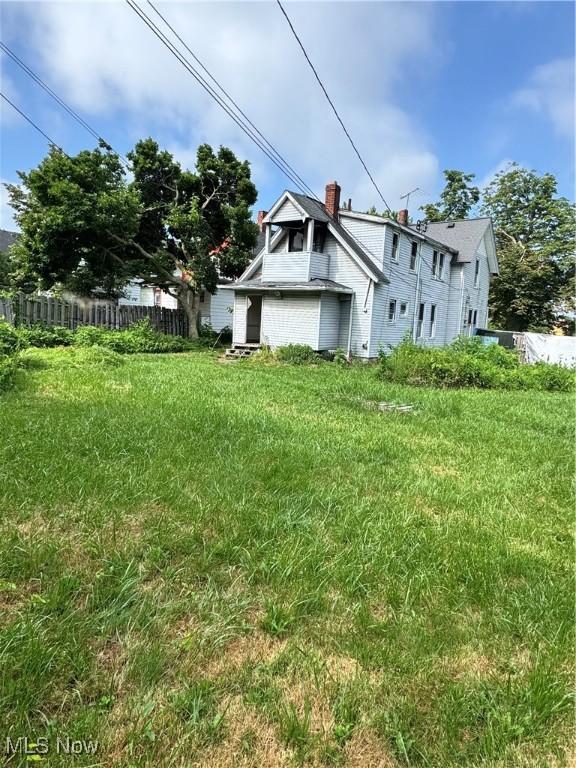 699 E 156th St, Cleveland, OH 44110 - view of side of property