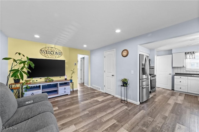 1325 Thoreau Rd, Lakewood, OH 44107 - photo 10
