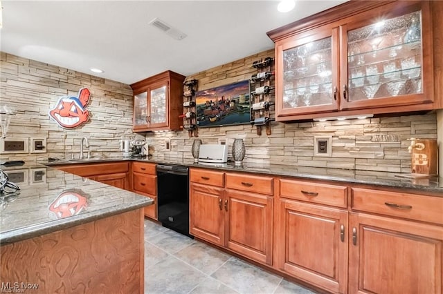 32305 Monaco Pl, Avon Lake, OH 44012 - indoor wet bar with dishwasher, tasteful backsplash, light tile patterned floors, and recessed lighting