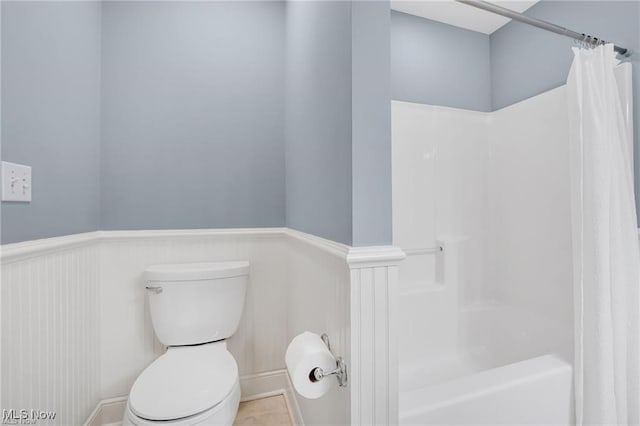 32305 Monaco Pl, Avon Lake, OH 44012 - bathroom with curtained shower and wainscoting