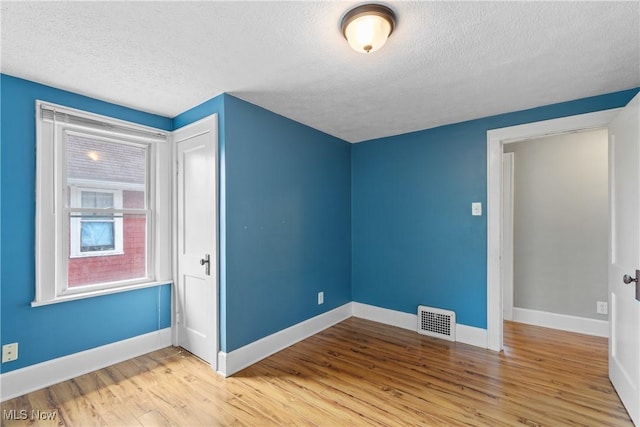 1362 Wilbur Ave, Akron, OH 44301 - photo 24