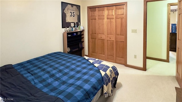 6190 3rd Ave, Kent, OH 44240 - carpeted bedroom with a closet and baseboards