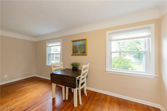 29504 Cresthaven Dr, Willowick, OH 44095 - dining room featuring wood finished floors and baseboards