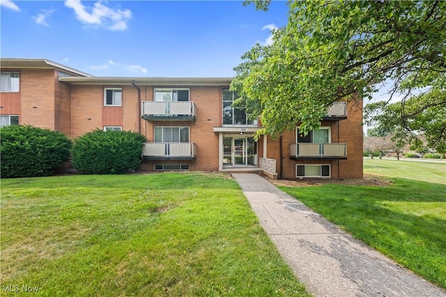 21881 River Oaks Dr Unit C4, Rocky River, OH 44116 - view of building exterior