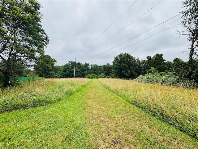 83 Lantern St, Parkersburg, WV 26101