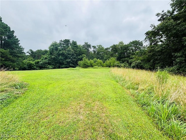 83 Lantern St, Parkersburg, WV 26101