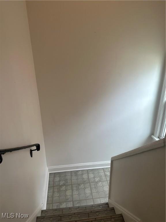 13698 Cedar, University Heights, OH 44118 - stairs featuring baseboards