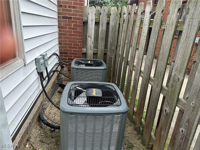 13698 Cedar, University Heights, OH 44118 - exterior view of a cooling unit