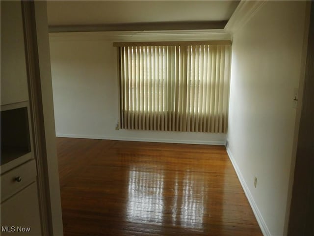 13698 Cedar, University Heights, OH 44118 - unfurnished room with wood-type flooring and baseboards