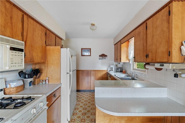 229 Glenn St, Barberton, OH 44203 - photo 11