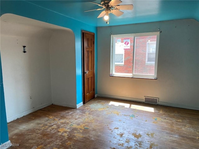 20171 Lake Shore Blvd, Euclid, OH 44123 - spare room featuring ceiling fan and baseboards