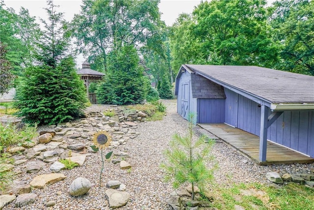 570 Rawlins Ave, New Franklin, OH 44319 - view of yard featuring a shed