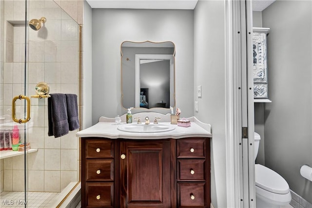 335 N Union Ave, Salem, OH 44460 - ensuite bathroom with a stall shower and vanity