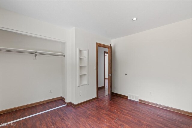 1241 Sparhawk Ave, Akron, OH 44305 - unfurnished bedroom featuring wood finished floors, a closet, and recessed lighting