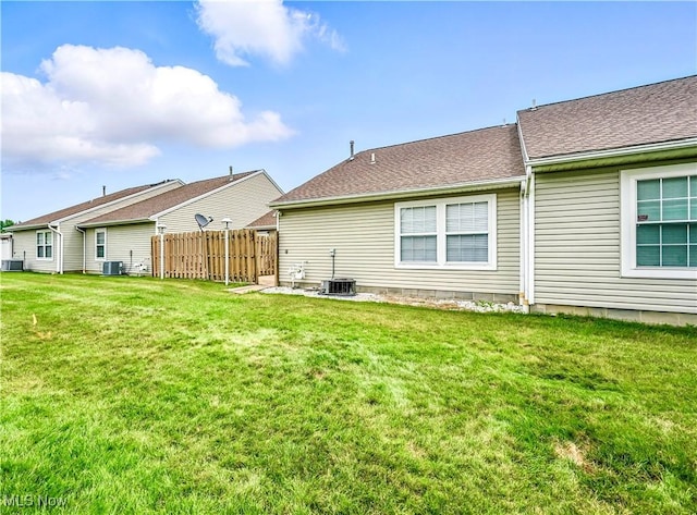 3310 Trappers Trl Unit C, Cortland, OH 44410 - rear view of house