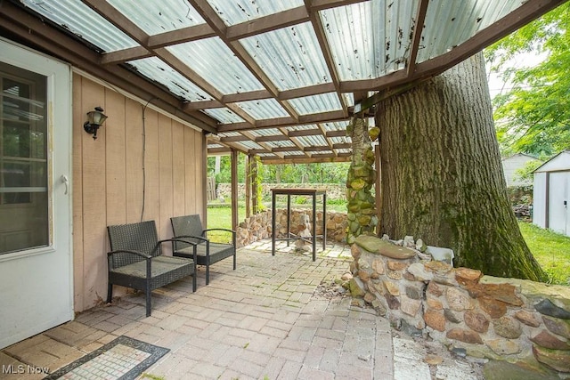 195 S Point Dr, Avon Lake, OH 44012 - view of patio / terrace