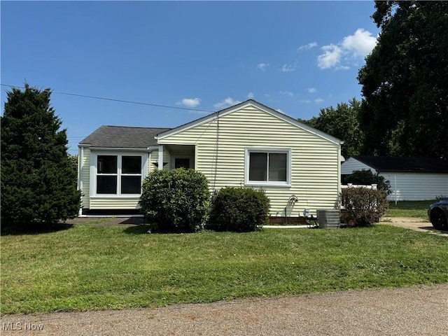 1602 Colonial Blvd NE, Canton, OH 44714 - photo 28