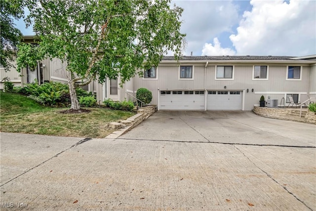 7208 S Galahad Pl, Concord Township, OH 44077 - view of front of house with an attached garage and driveway