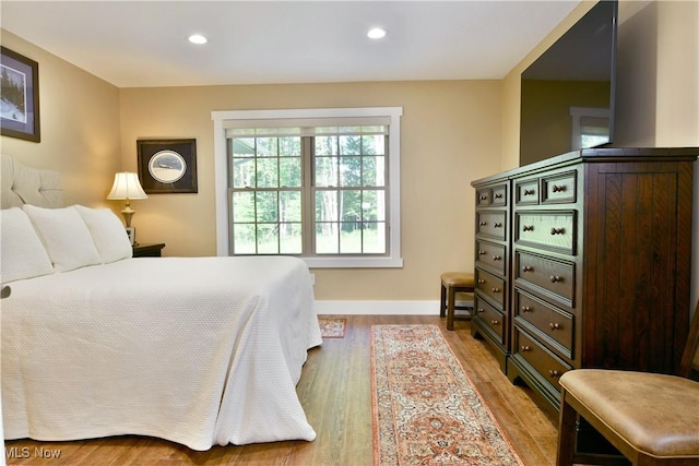 12 Bayview Cir, Cortland, OH 44410 - bedroom featuring wood finished floors and recessed lighting