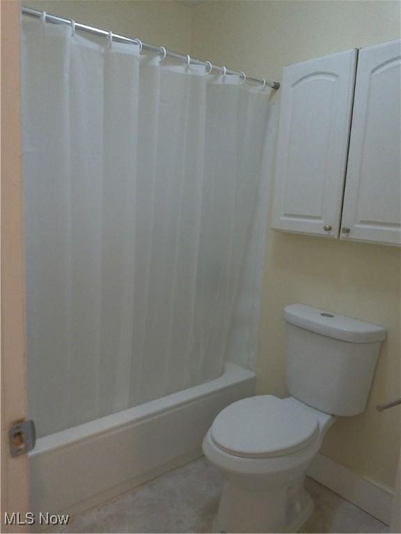 1064 E 168th St, Cleveland, OH 44110 - bathroom with shower / bathtub combination with curtain and toilet