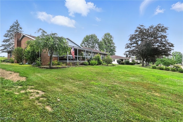 136 Elmridge Rd, Mansfield, OH 44907 - view of green lawn