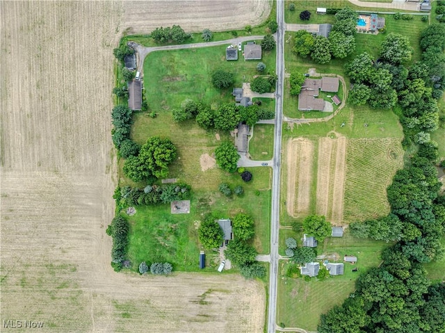 9306 Beech St, Louisville, OH 44641 - aerial view of property and surrounding area featuring rural landscape