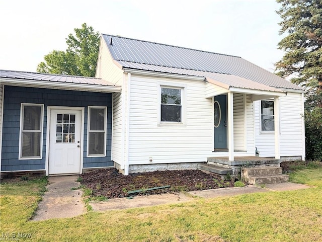 173 6th St SW, Brewster, OH 44613 - photo 3