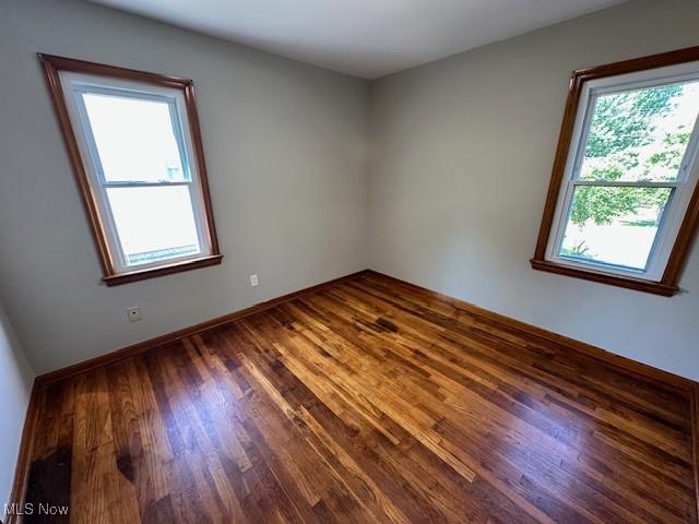 5140 Robinhood Dr, Willoughby, OH 44094 - photo 8
