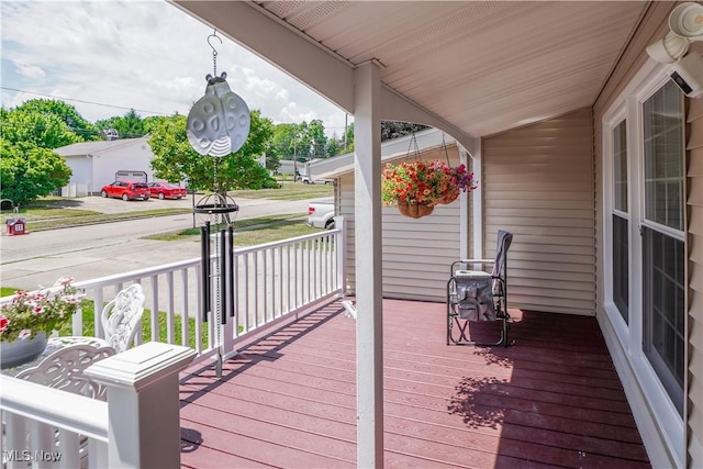 2077 Daniels Ave, Akron, OH 44312 - view of porch