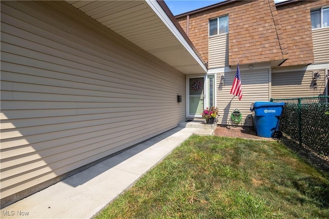 9291 Sussex Dr, Olmsted Falls, OH 44138 - photo 37