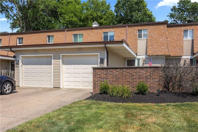 9291 Sussex Dr, Olmsted Falls, OH 44138 - photo 1