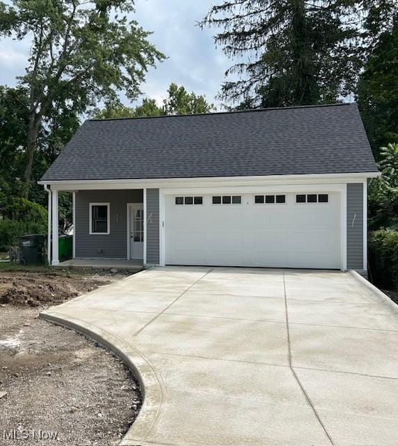 81 Hall St, Chagrin Falls, OH 44022 - photo 4