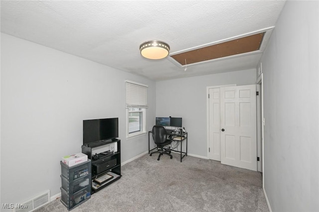 908 Dawnwood Dr, Parma, OH 44134 - home office with attic access and carpet