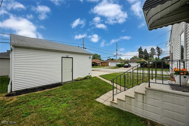 908 Dawnwood Dr, Parma, OH 44134 - view of green lawn