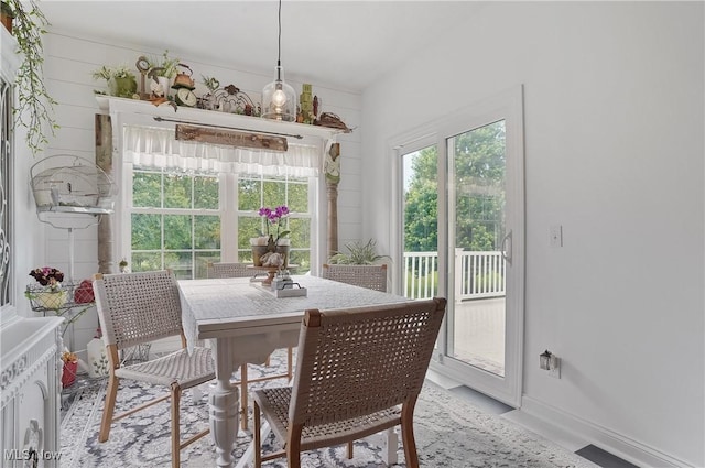 5461 Brook Run Ave NE, Louisville, OH 44641 - view of dining area
