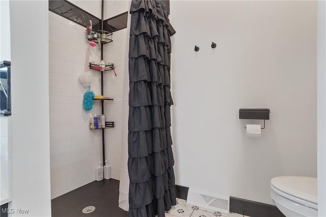 5461 Brook Run Ave NE, Louisville, OH 44641 - full bath featuring toilet and a tile shower