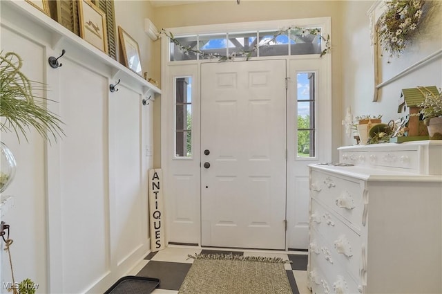 5461 Brook Run Ave NE, Louisville, OH 44641 - view of entryway
