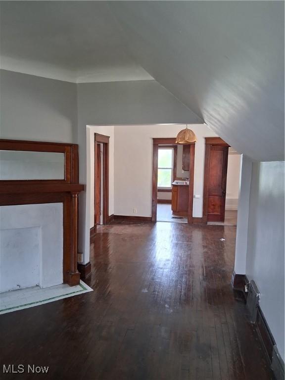 930 Evangeline Rd, Cleveland, OH 44110 - photo 16